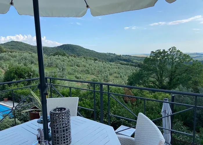 Antonella Villa Castellina Marittima